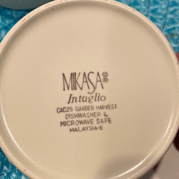 Vintage Mikasa Set of 4 Intaglio Golden Harvest Mugs - Picture 4 of 4